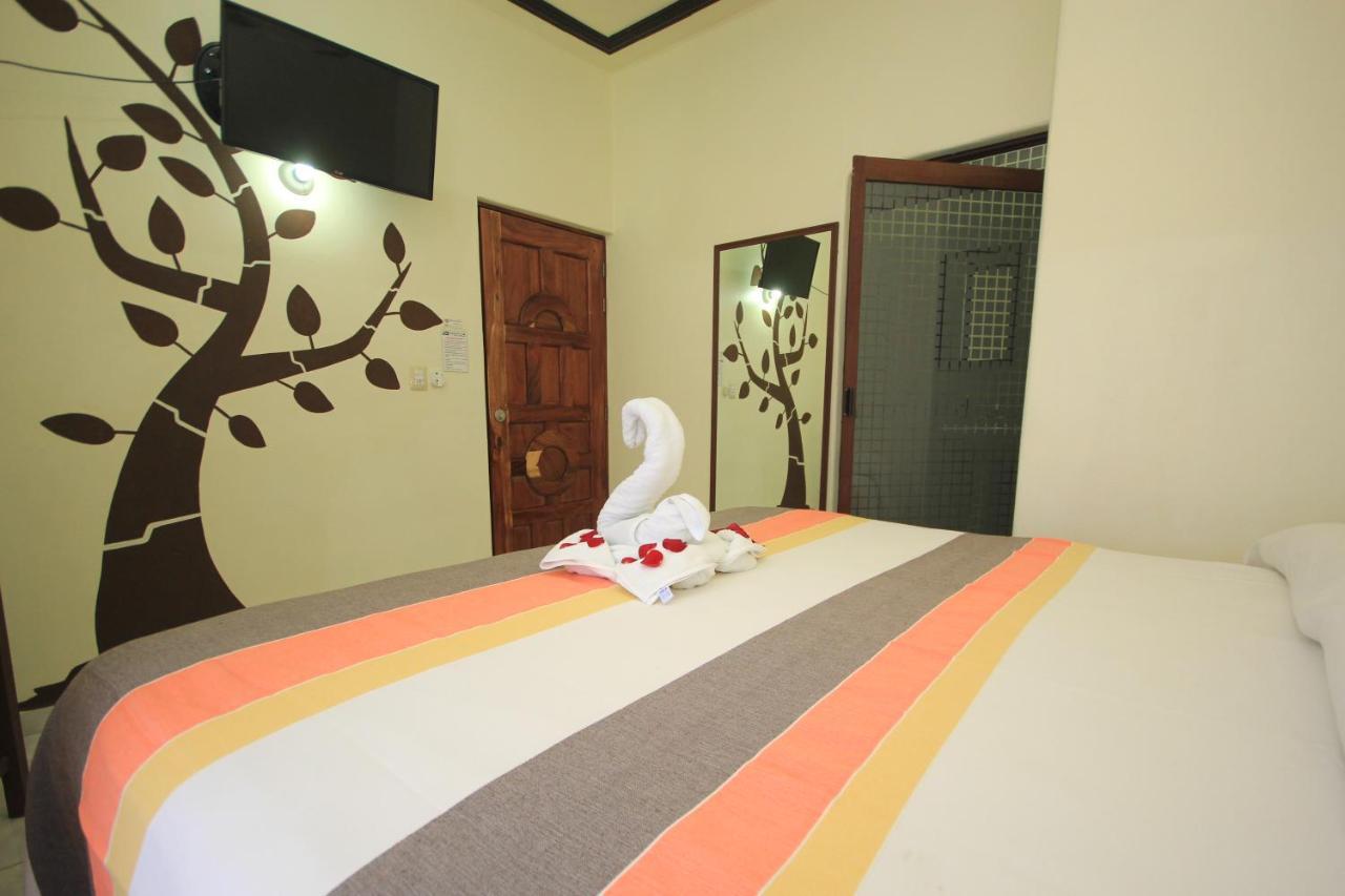 Hotel Posada Diamante Санта Крус Уатулко Екстериор снимка