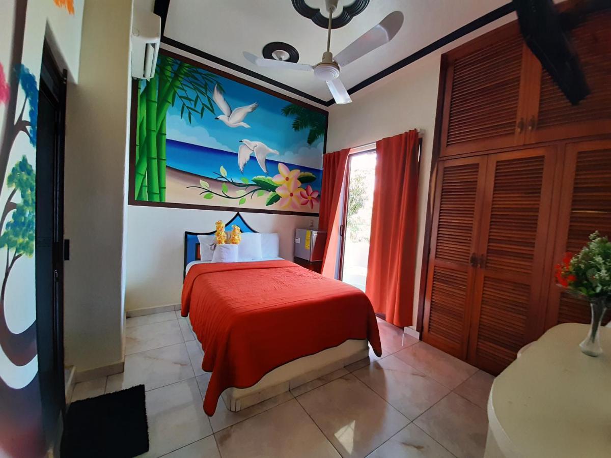 Hotel Posada Diamante Санта Крус Уатулко Екстериор снимка